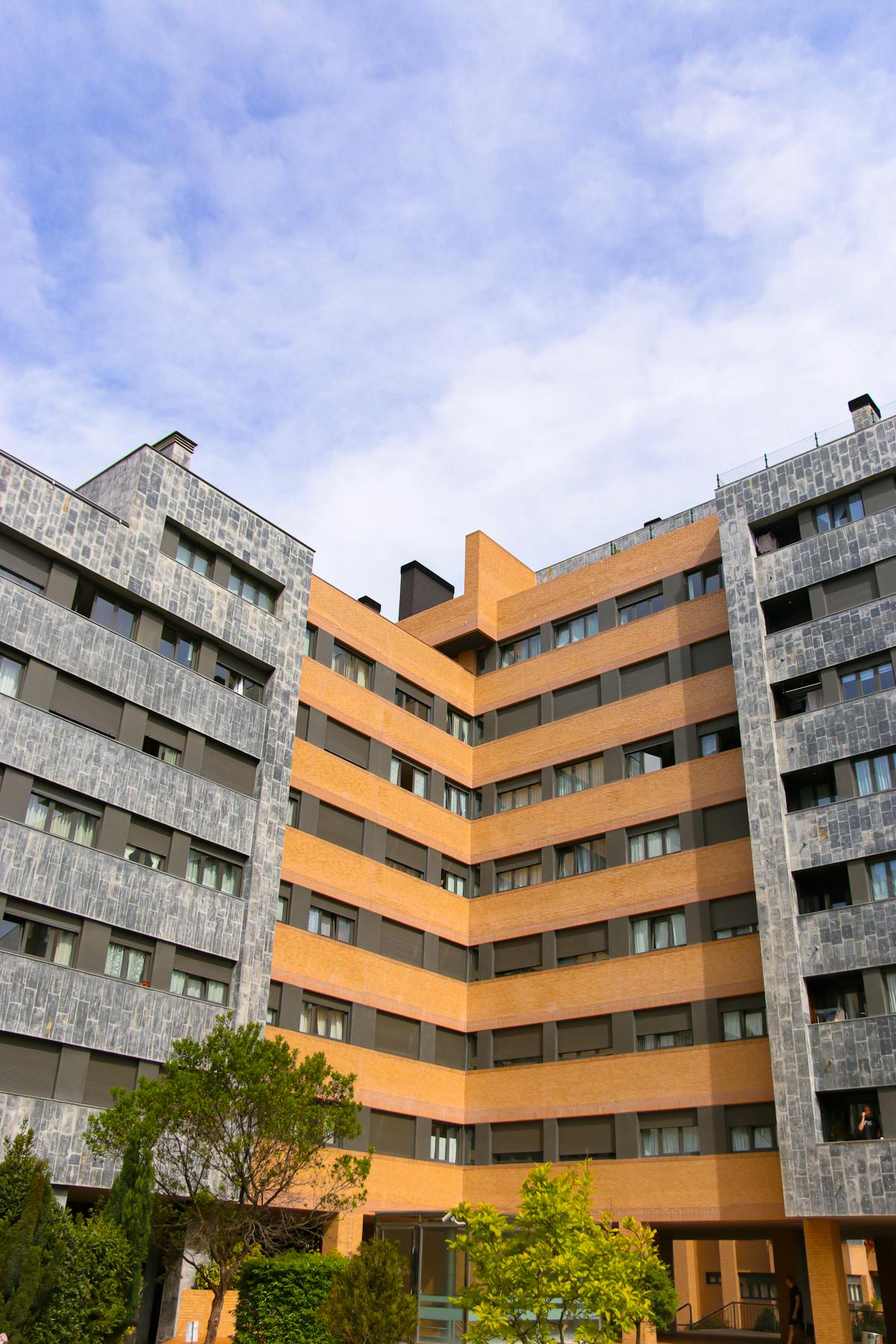 Edificio residencial contemporáneo en España